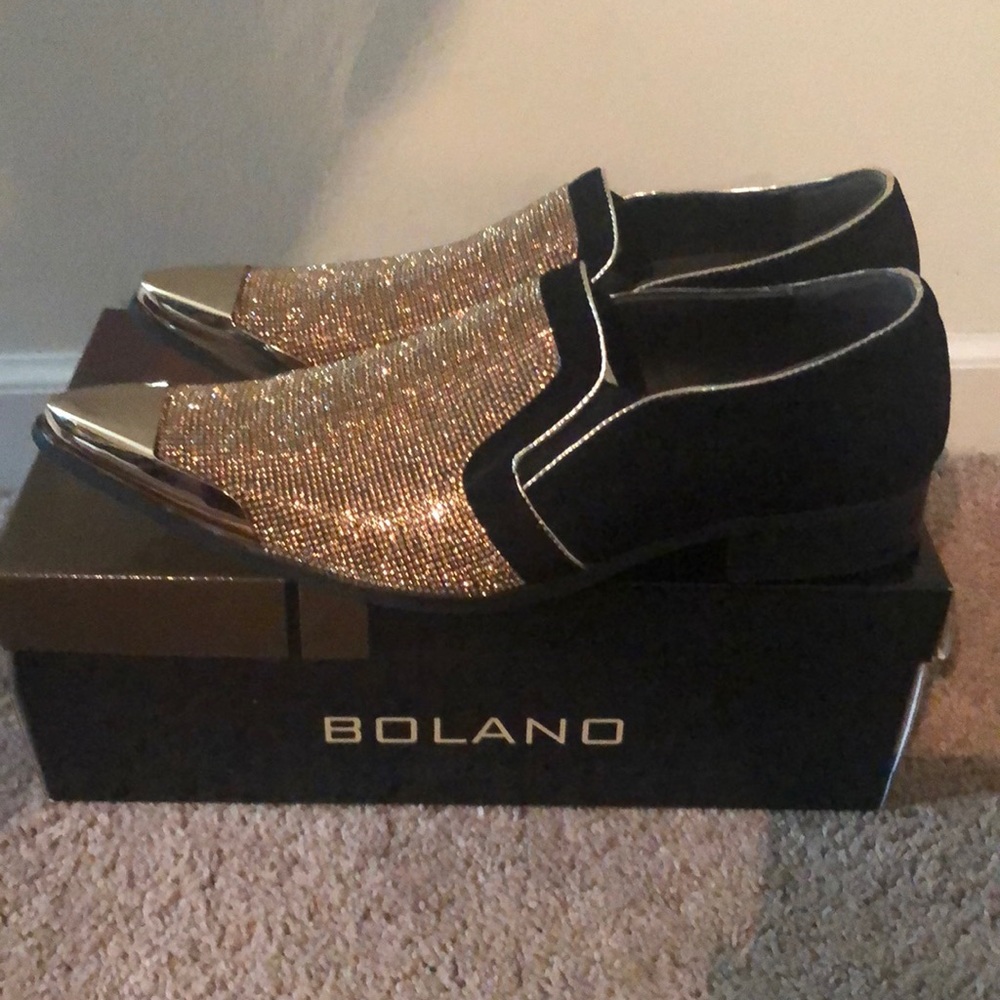 Men’s Dress Gold/Black Shoes